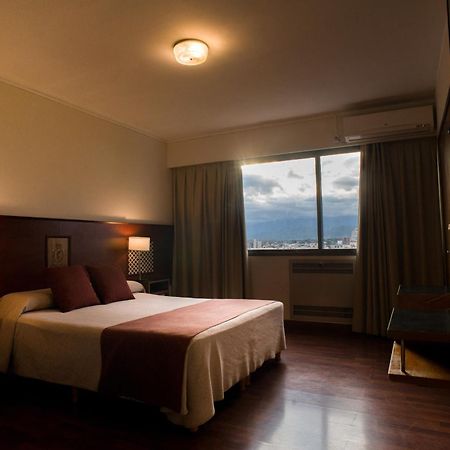 Hotel Victoria Plaza Salta Bagian luar foto